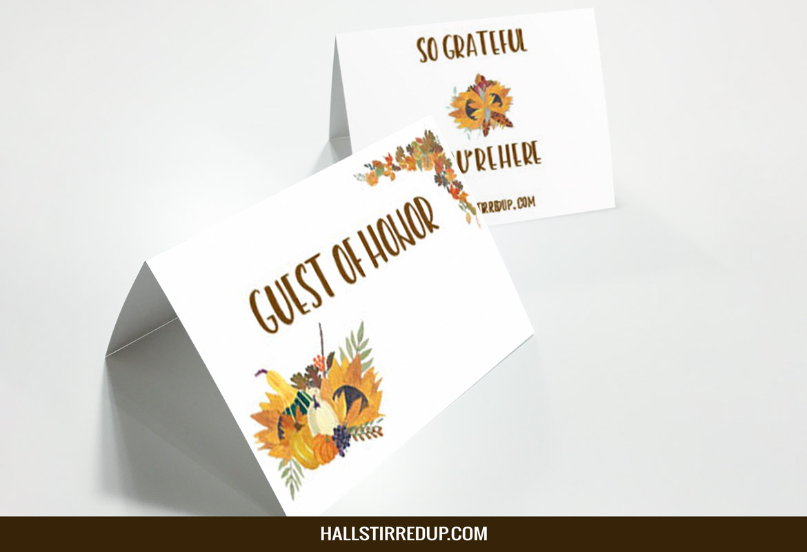 Download your fun and free Thanksgiving place cards!